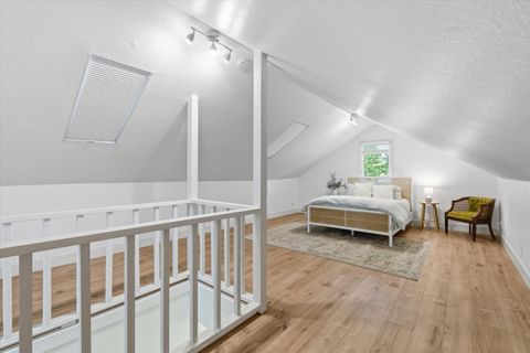 Tiny photo for 1055 Newhall Street, San Jose, CA 95126 (MLS # ML82045324)