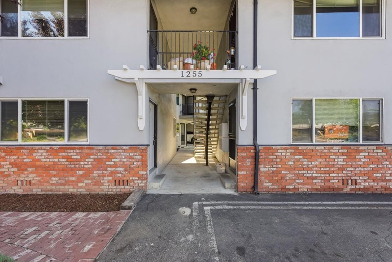 1255 Woodside Road