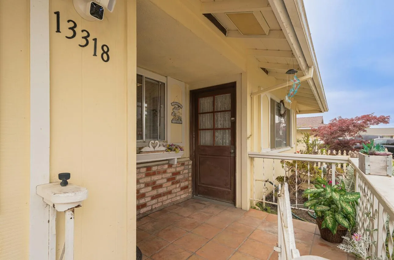 Salinas, California 93906, United States, 4 Bedrooms Bedrooms, ,2 BathroomsBathrooms,Residential,Active,159144