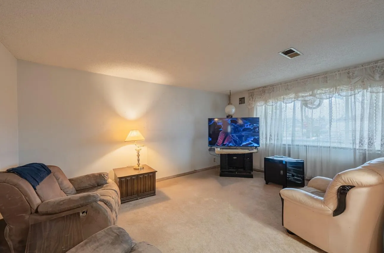 Salinas, California 93906, United States, 4 Bedrooms Bedrooms, ,2 BathroomsBathrooms,Residential,Active,159144