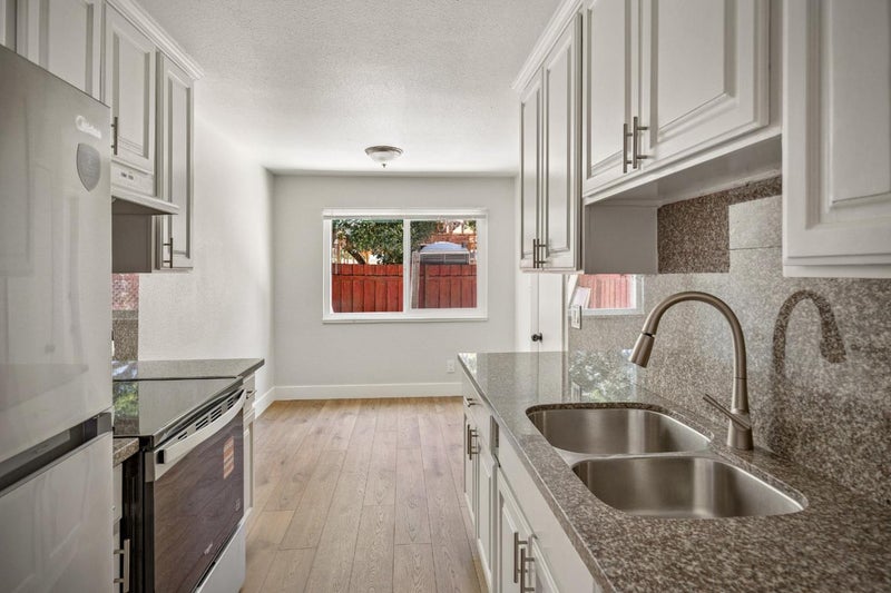 1179 Mesa Drive