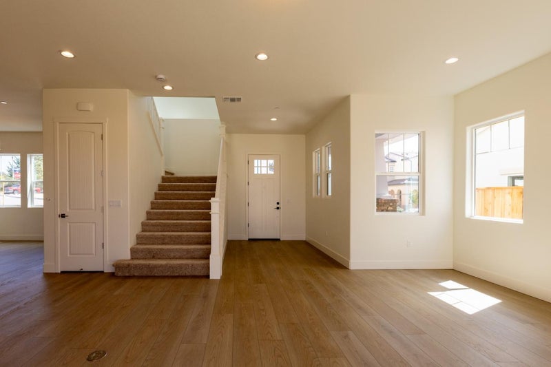 625 Santa Lucia Way