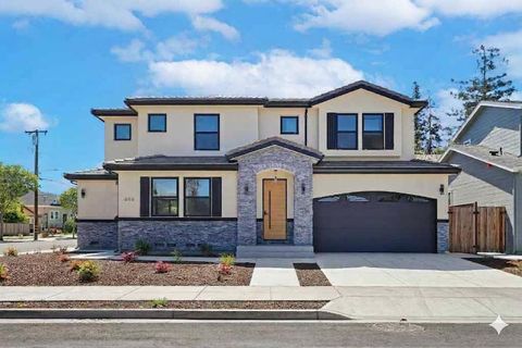 Photo of 606 W Mc Kinley Avenue, SUNNYVALE, CA 94086 (MLS # ML82041436)