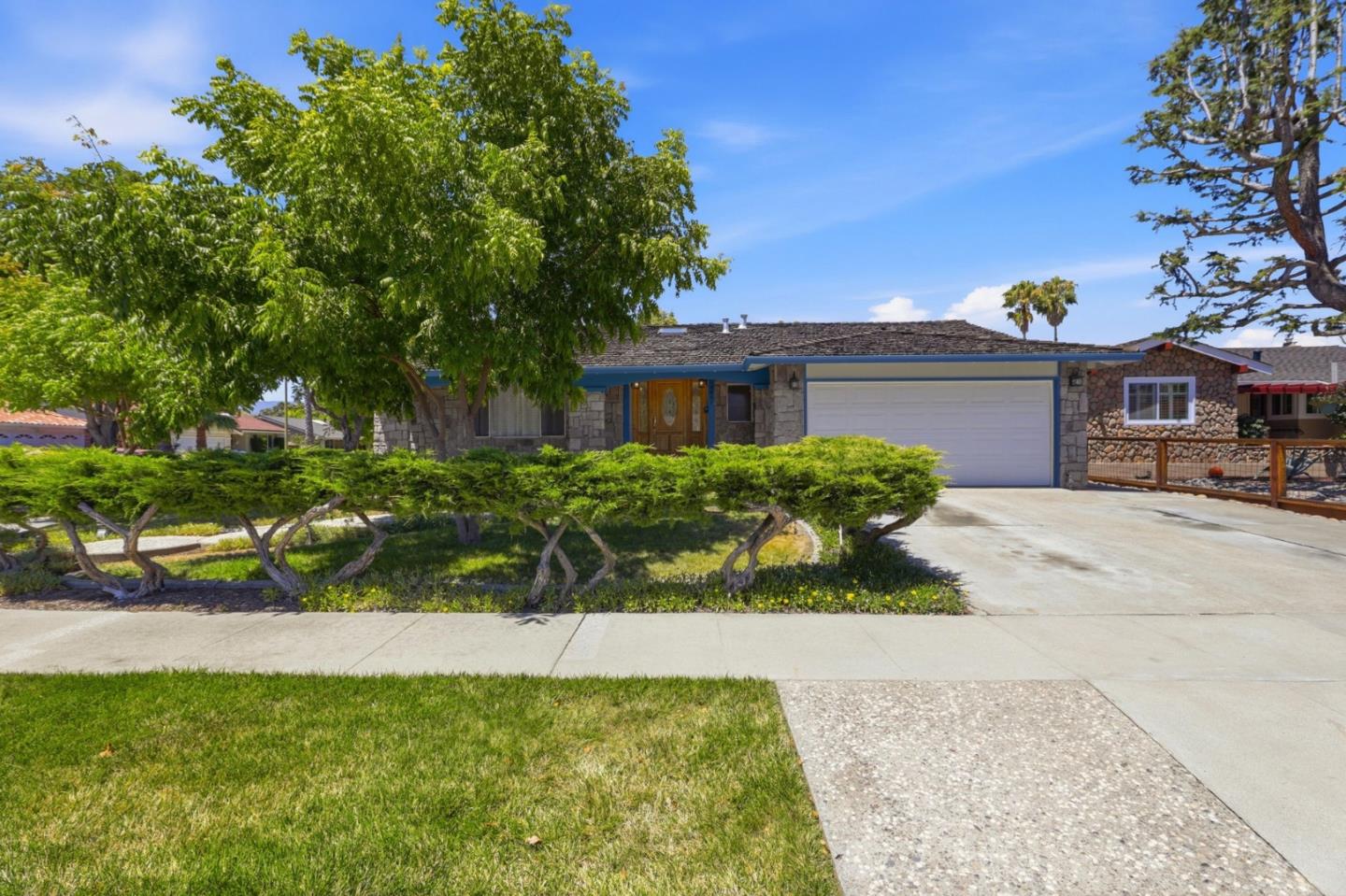 5897 Erskine Court