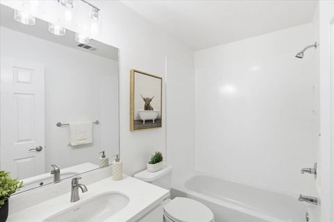 Tiny photo for 660 Montara Terrace, Sunnyvale, CA 94085 (MLS # ML82030646)