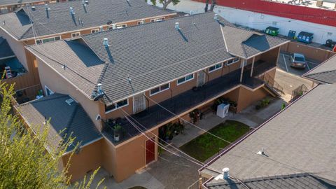 Tiny photo for 110 Roundtable #8 Drive, SAN JOSE, CA 95111 (MLS # ML82029667)