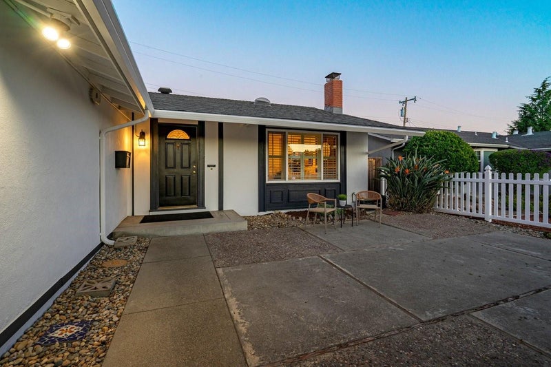 2114 Villanova Road