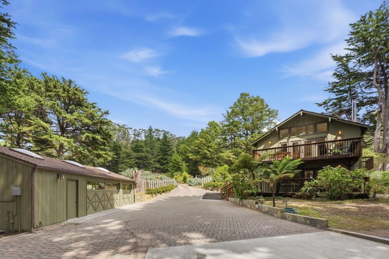 1441 Alamo Street