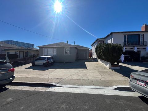 Tiny photo for 210 7th Lane, SOUTH SAN FRANCISCO, CA 94080 (MLS # ML82026519)