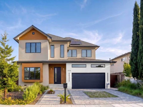 Photo of 15218 Stratford Drive, SAN JOSE, CA 95124 (MLS # ML82049473)
