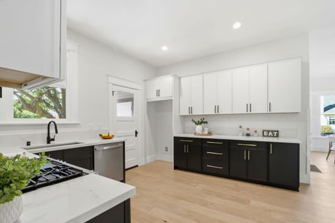 Tiny photo for 401 S 13th Street, SAN JOSE, CA 95112 (MLS # ML82029264)