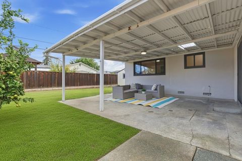 Tiny photo for 1542 Chabot Way, San Jose, CA 95122 (MLS # ML82027802)