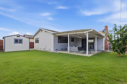 Tiny photo for 1542 Chabot Way, San Jose, CA 95122 (MLS # ML82027802)