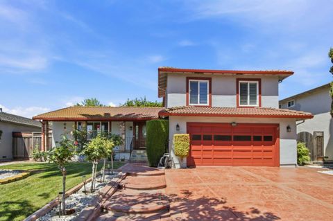 Photo of 5129 Barron Park Drive, SAN JOSE, CA 95136 (MLS # ML82044588)