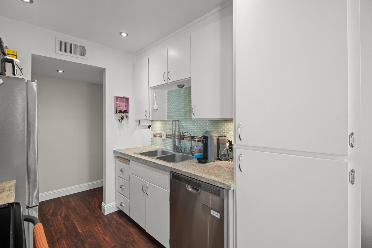 303 Tradewinds Drive 10