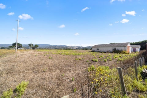 Tiny photo for 147 Kelly Avenue, HALF MOON BAY, CA 94019 (MLS # ML82060646)