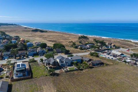 Tiny photo for 147 Kelly Avenue, HALF MOON BAY, CA 94019 (MLS # ML82060646)