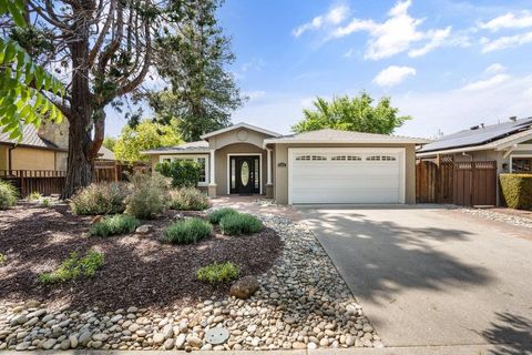 Featured picture for the property ML81928383