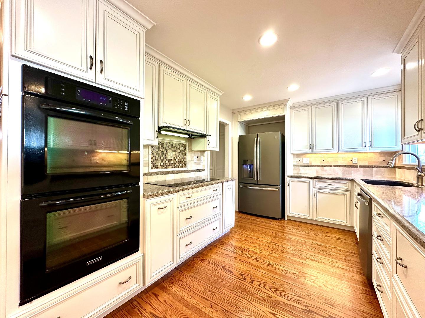 982 Starflower Court