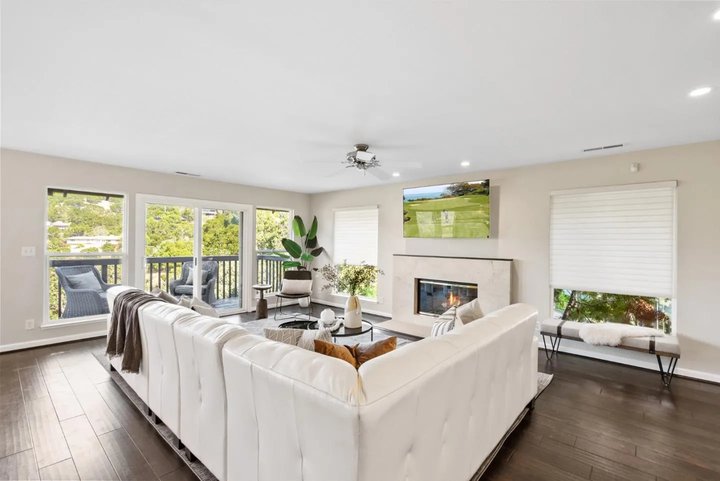 Redwood City, California 94062, United States, 4 Bedrooms Bedrooms, ,3 BathroomsBathrooms,Residential,Active,5674