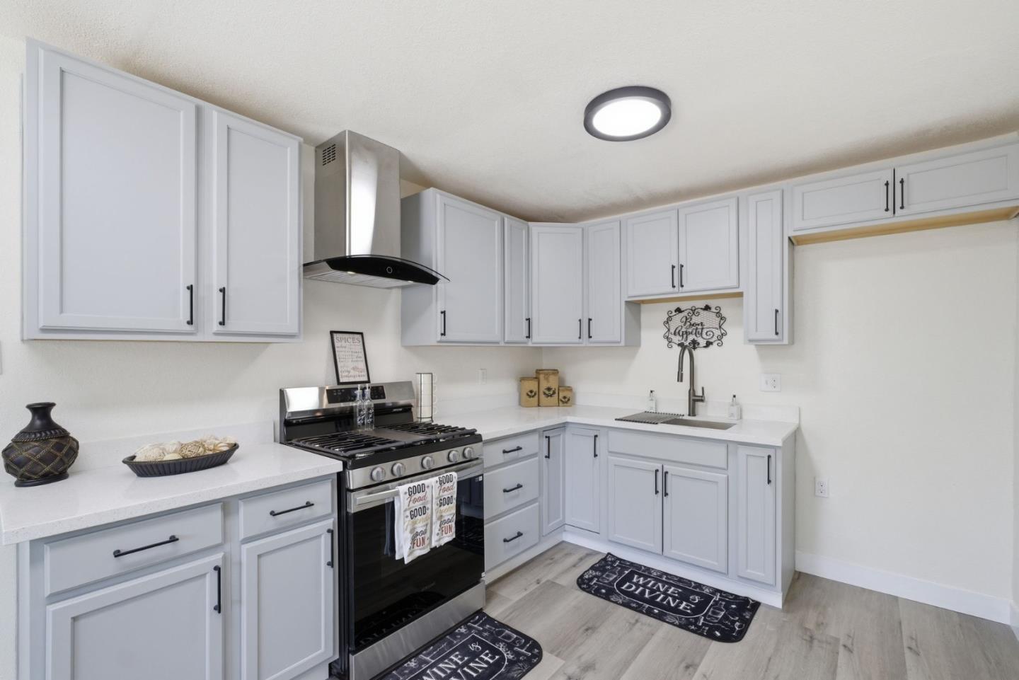 1601 South San Joaquin Street