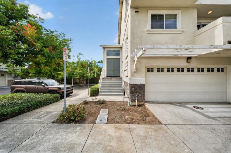 38251 Eggers Common