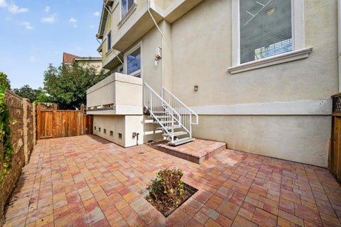 Tiny photo for 38251 Eggers Common, FREMONT, CA 94536 (MLS # ML82056967)