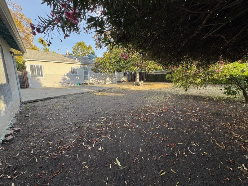 1303 Sevier Avenue