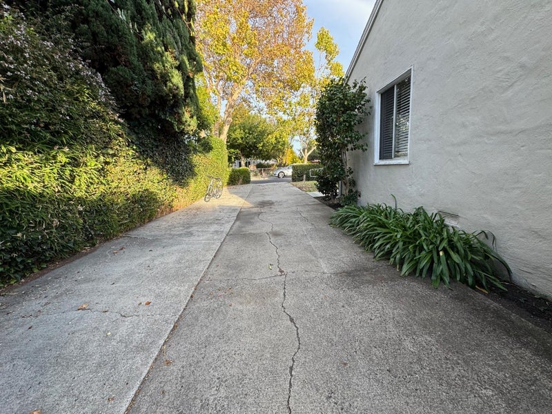 1303 Sevier Avenue