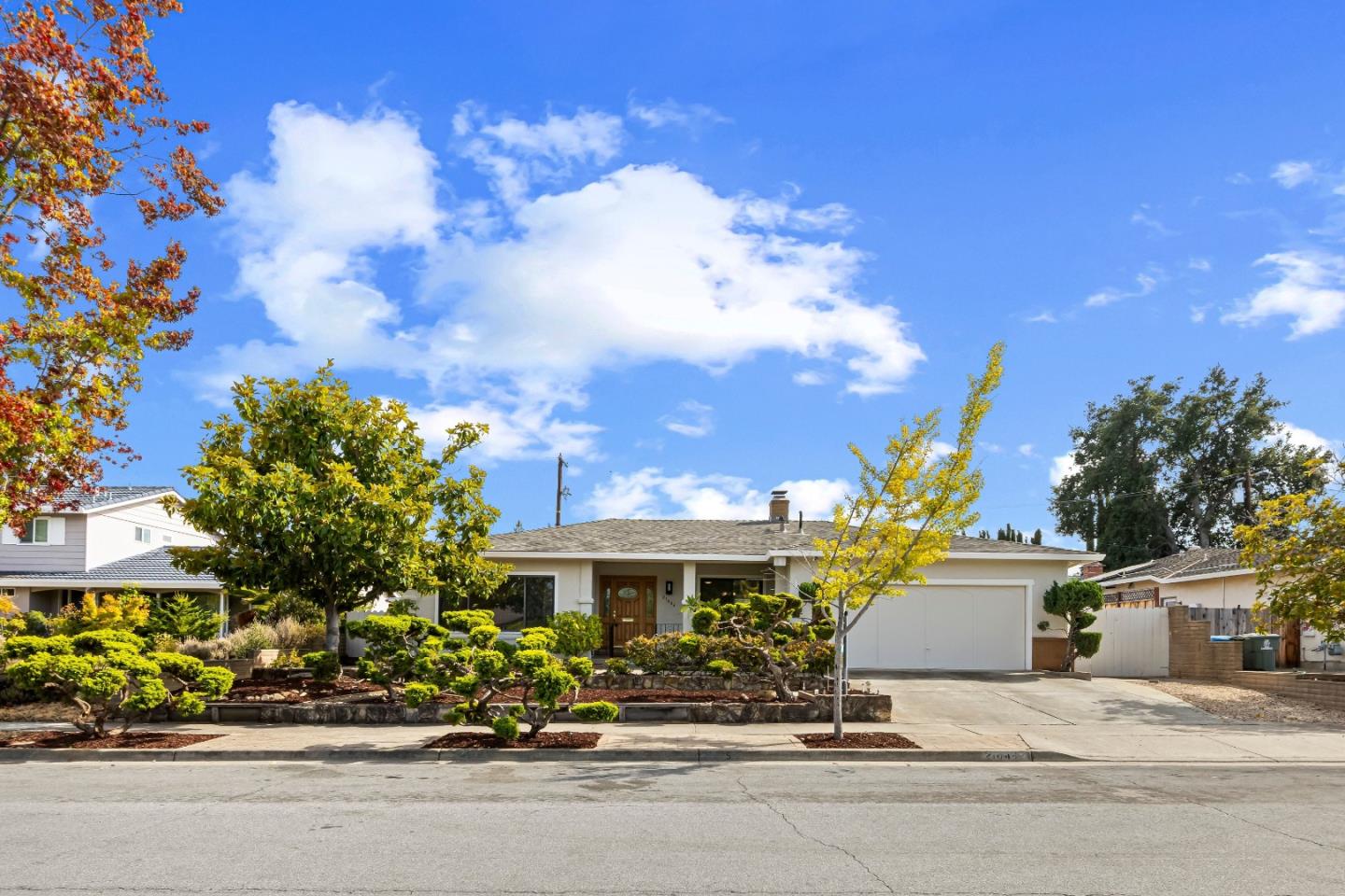 21446 Holly Oak Drive