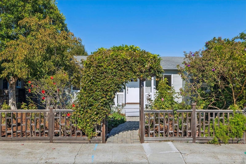 1061 Granada Street