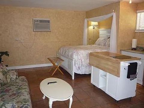 Tiny photo for 22942 Crespi Street, WOODLAND HILLS, CA 91364 (MLS # ML82035066)