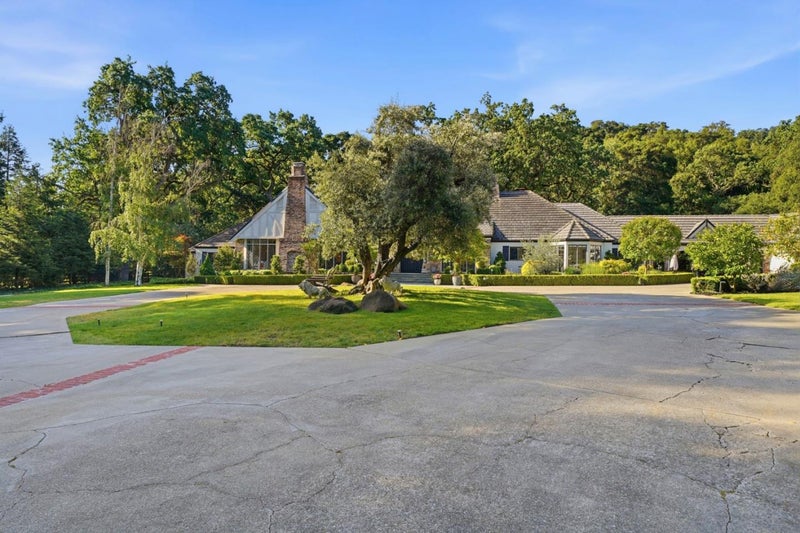 1500 Foothill Road