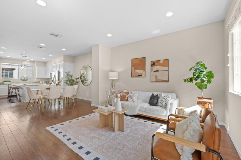 1052 Chamomile Walkway