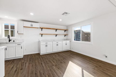 Tiny photo for 20 Russell Road #86, SALINAS, CA 93906 (MLS # ML82022814)