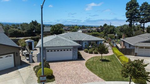 Tiny photo for 1120 Woodside Circle, SALINAS, CA 93901 (MLS # ML82053728)