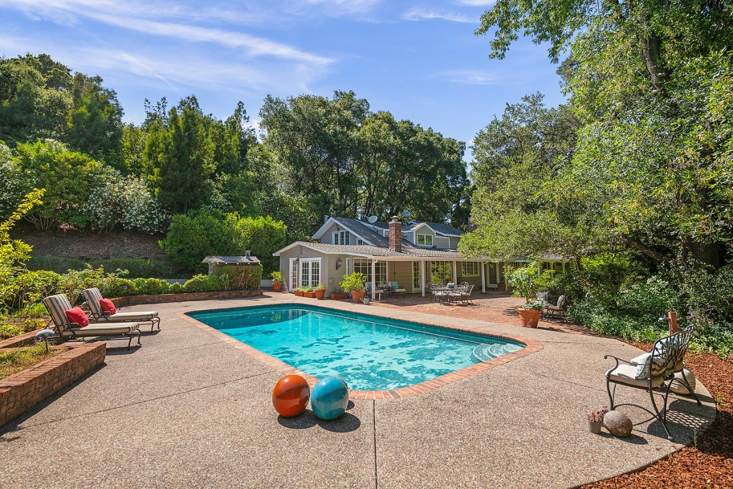 15745 Peach Hill Road