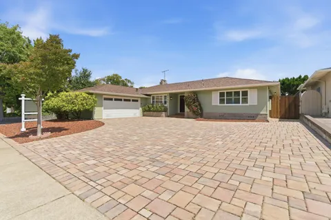 MLS: ML82045325