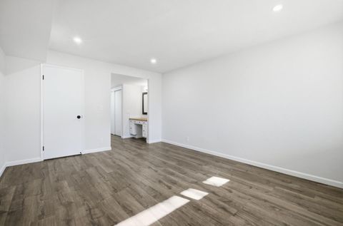 Tiny photo for 5424 Cribari Court, San Jose, CA 95135 (MLS # ML82033958)