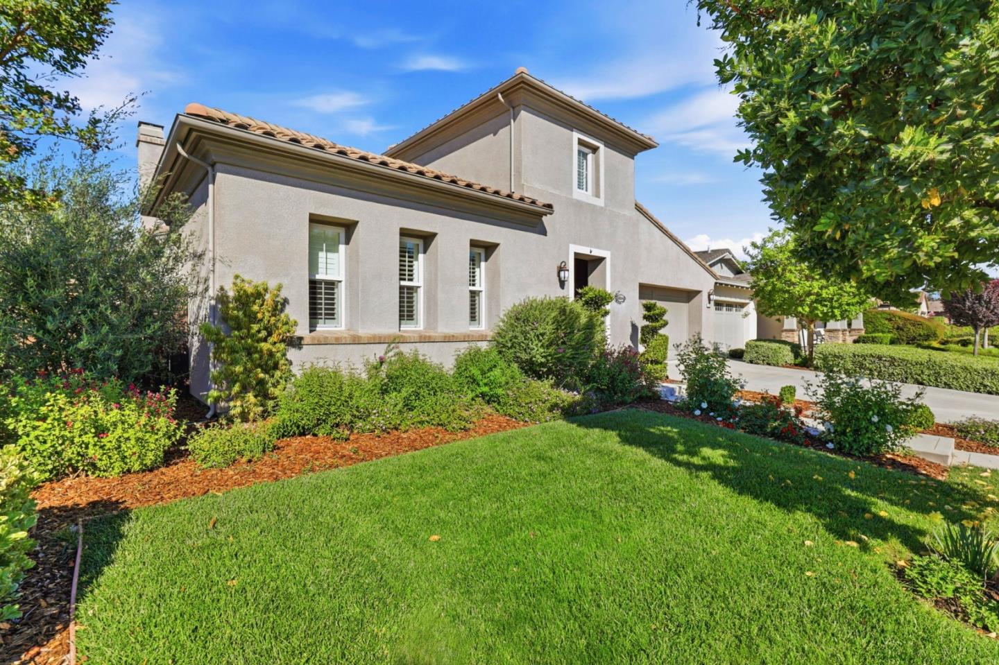 15120 La Alameda Drive