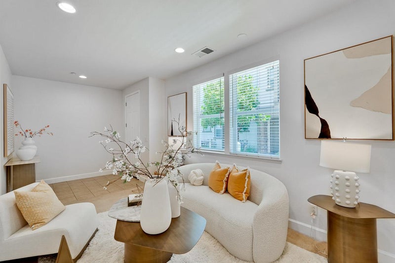 1256 Water Lily Way