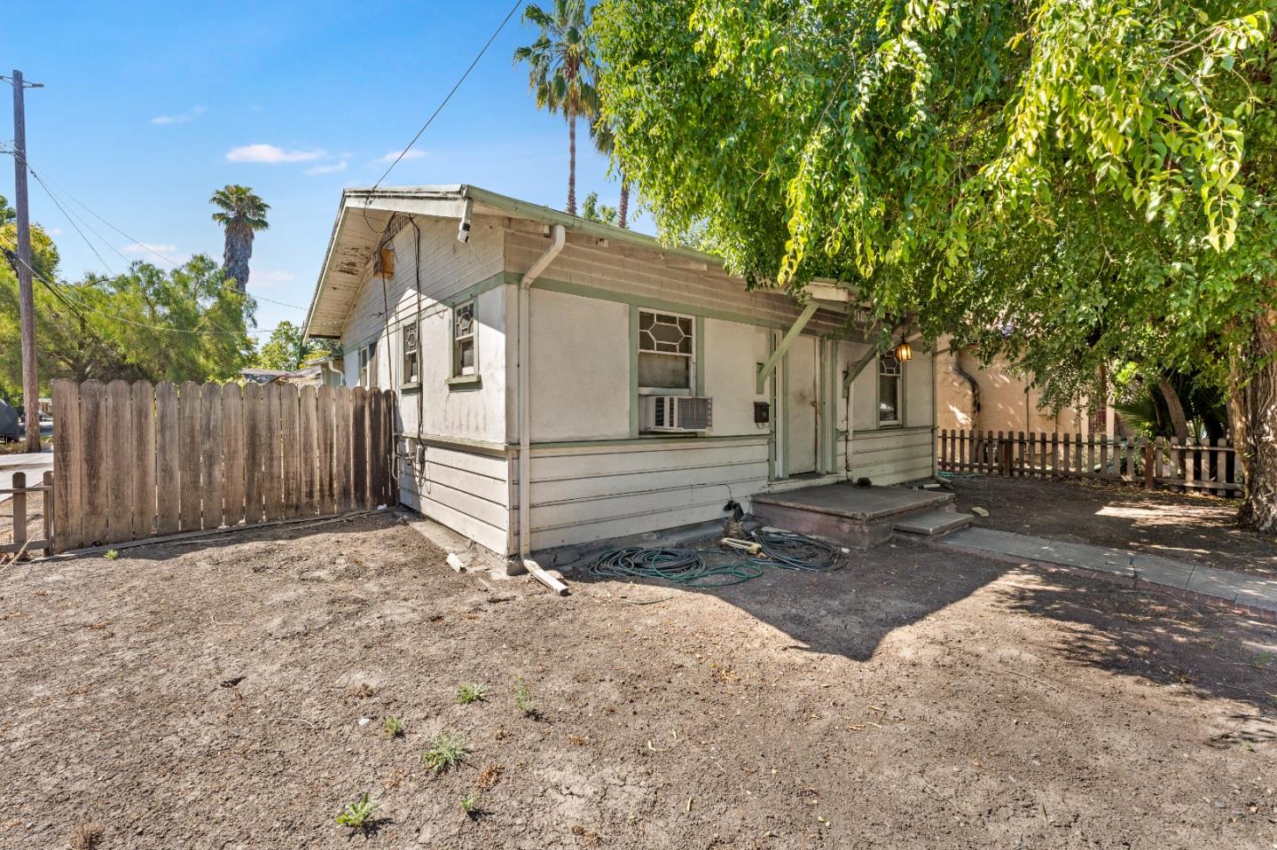 1004 Vermont Street