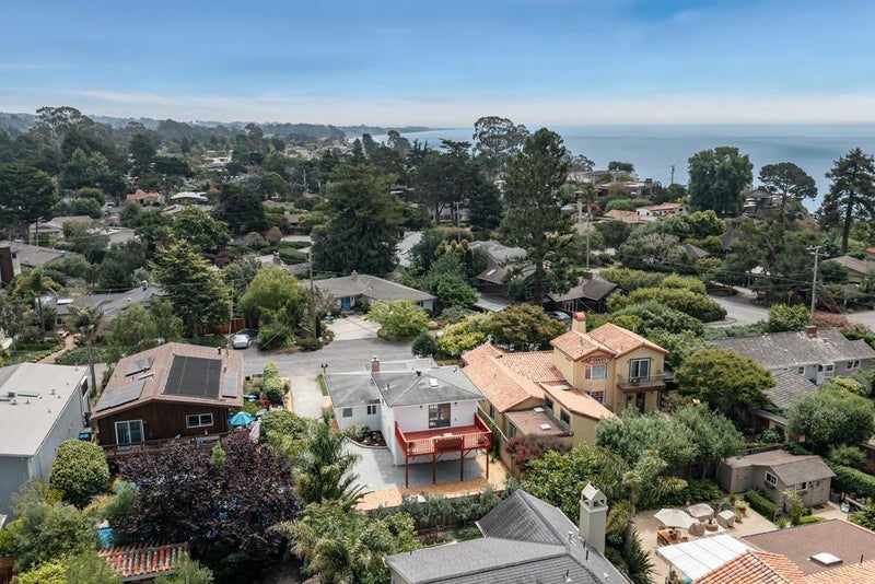207 Kingsbury Drive