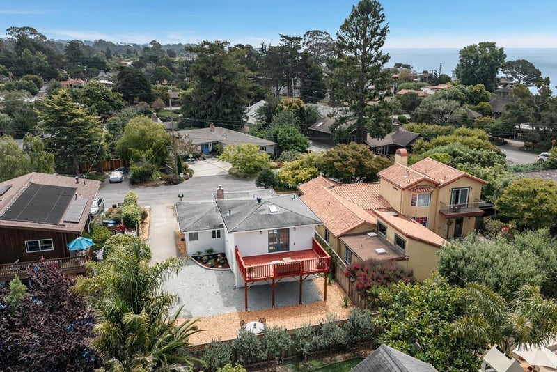 207 Kingsbury Drive