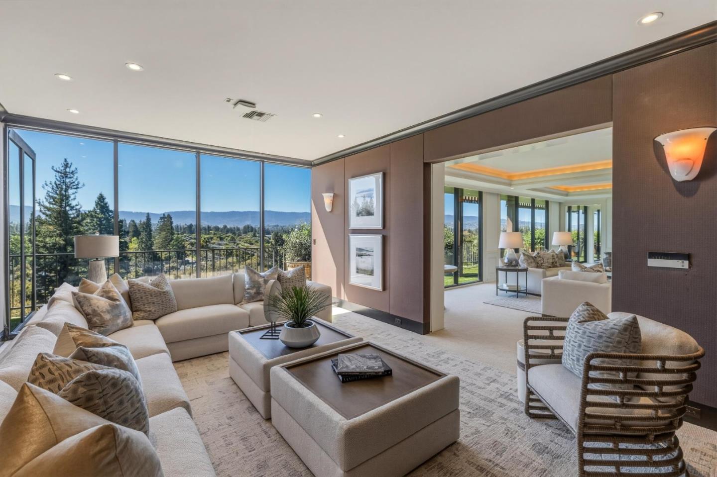 1330 University Drive 92