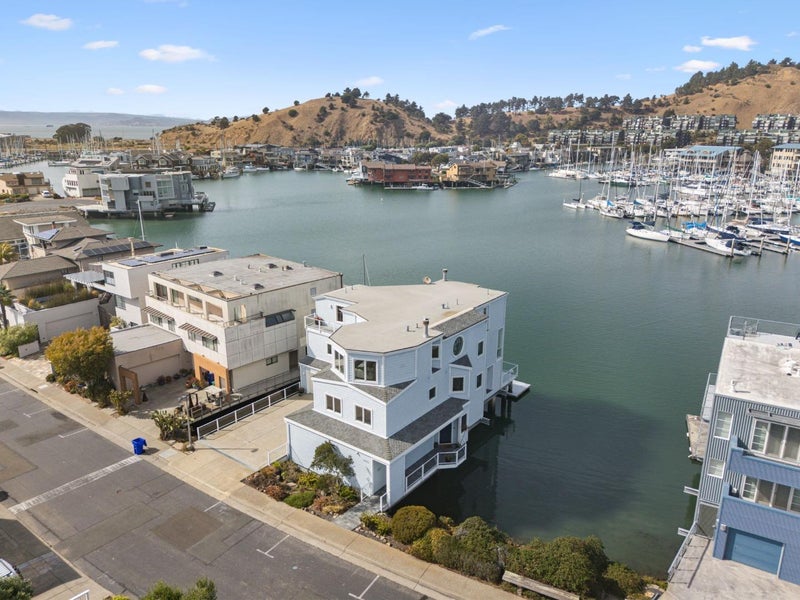 1425 Sandpiper Spit