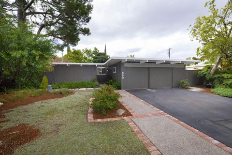 Photo of 860 Marshall Drive, PALO ALTO, CA 94303 (MLS # ML82045249)