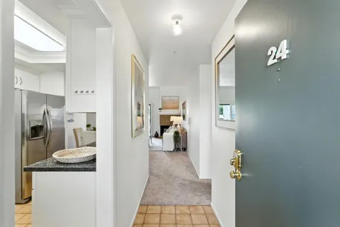 24 Pelican Lane, Redwood City, CA 94065 - #: ML82020699