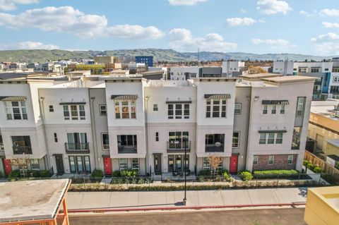 Photo of 1781 Hazelnut Lane, MILPITAS, CA 95035 (MLS # ML82026664)