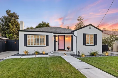 717 Elm Street, San Jose, CA 95126 - MLS#: ML82004044